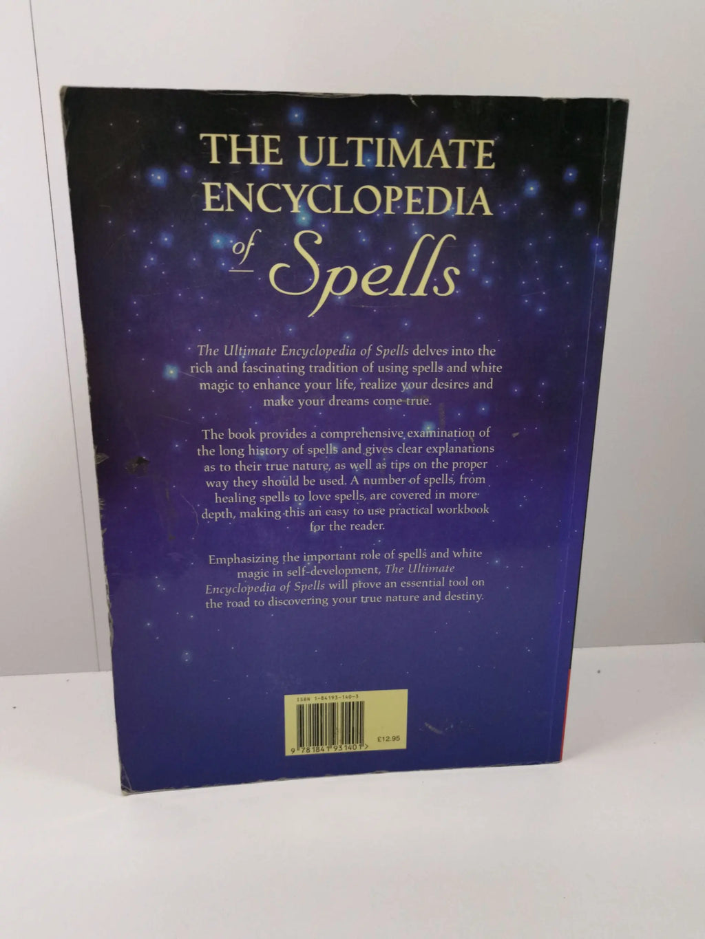 The Ultimate Encyclopedia of Spells - Michael Johnstone